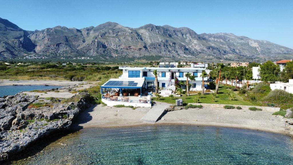 Coral, Frangokastello