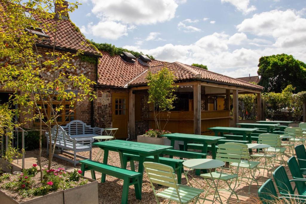 The Ship, Brancaster photo 4