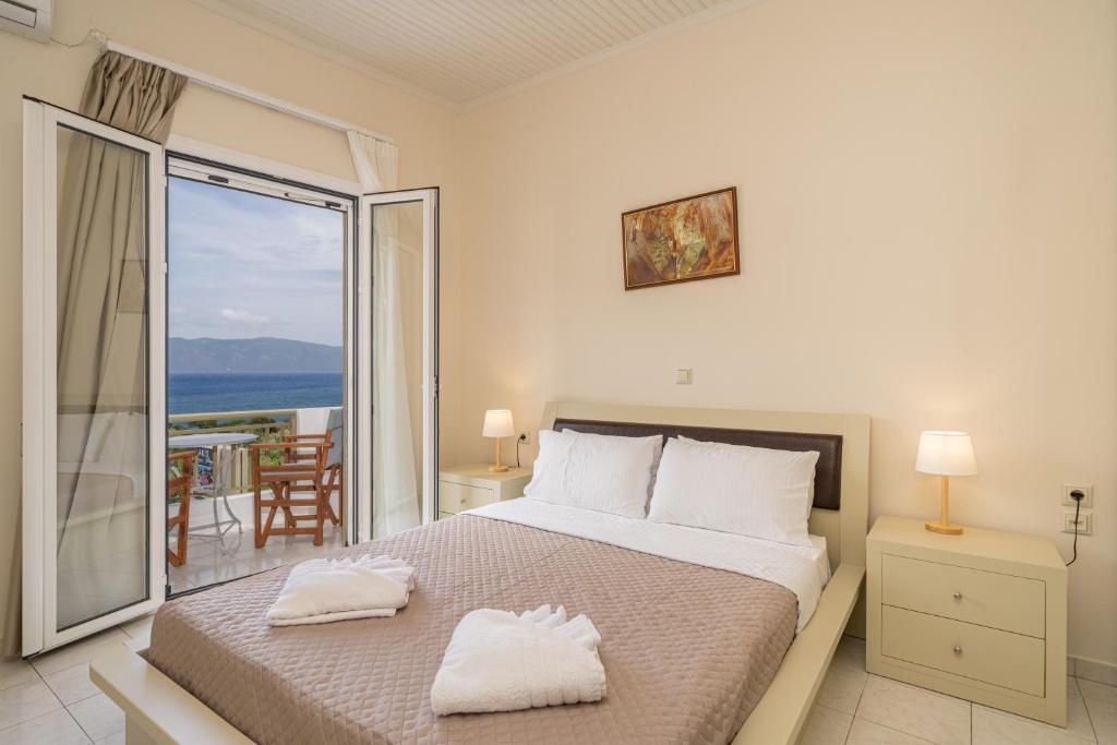 MAKIS VILLAGE-APARTMENTS 전경