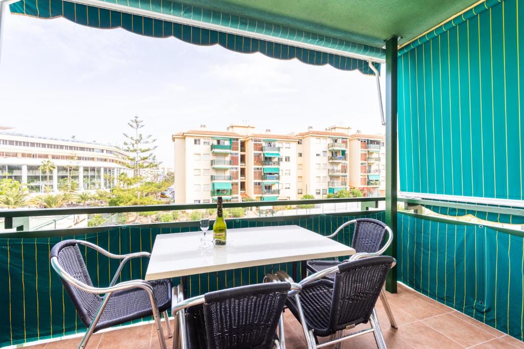 Home2Book Beachside Los Cristianos Apt & Pool - 3