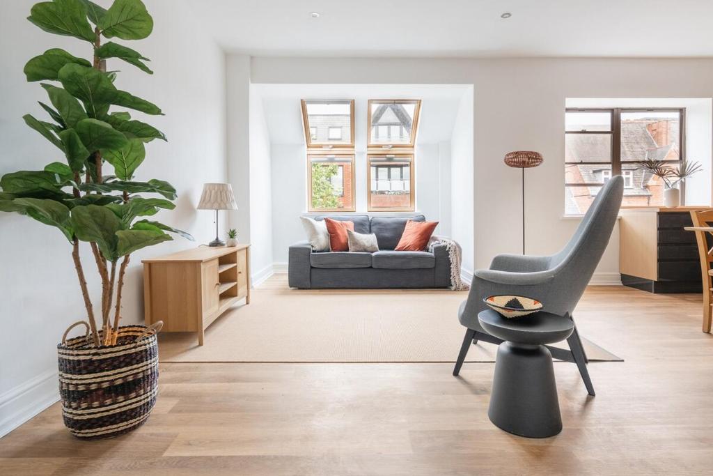 Princess Suite - CityCentre, FreeParking, Netflix, Leicester