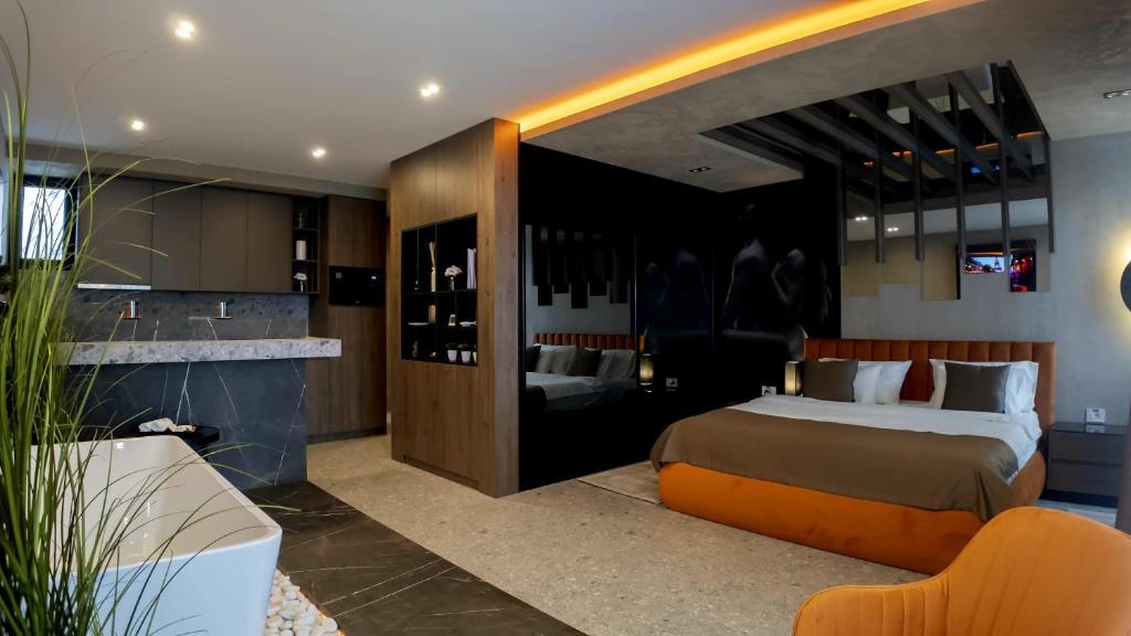 Boutique Moonlight Apartment - 2