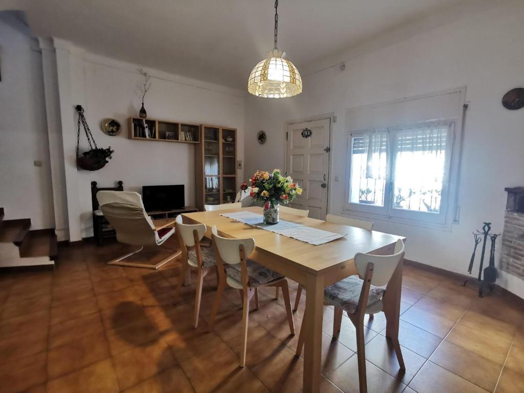 Casa espaciosa de 10 pers. con terraza, cerca de la playa y área de entretenimiento en Llançà - ES-89-138 - 4