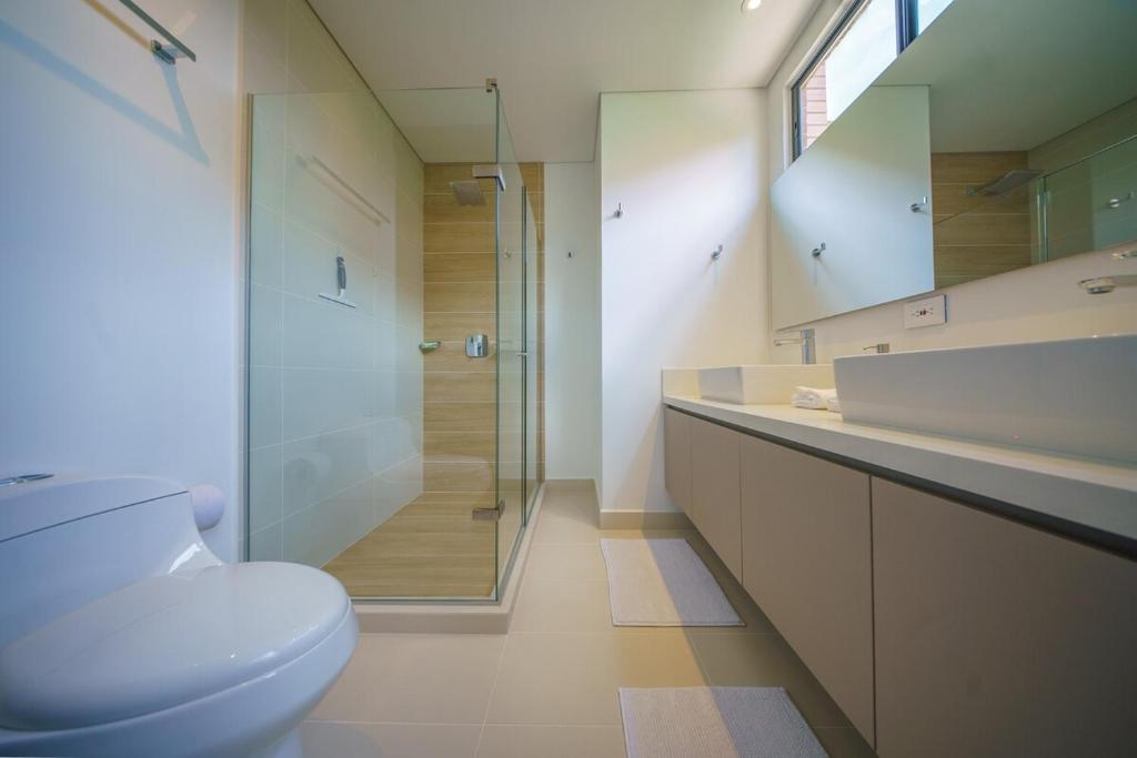 Luxury High-Rise in Medellin 2BR Executive Retreat - 5