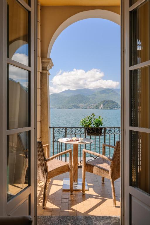 Hotel Royal Victoria, by R Collection Hotels — Hotel rooms in Varenna, Lombardy