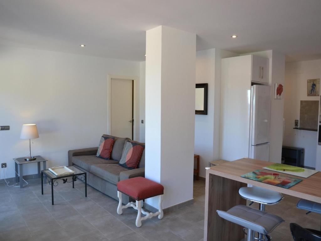 Apartamento moderno con terraza, aire acondicionado y aparcamiento privado en L'Estartit - ES-323-8 - 5