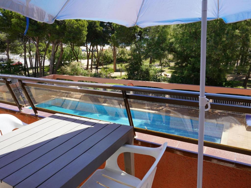 Apartamento en Primera Línea de Playa con Piscina y Terraza – L'Estartit - ES-323-26 - 4