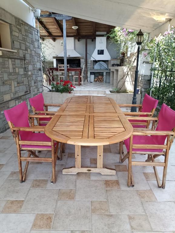 The Palio Escape, Palaio Tsifliki