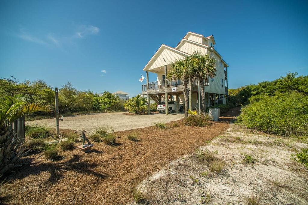 Adventures in Paradise, Cape San Blas