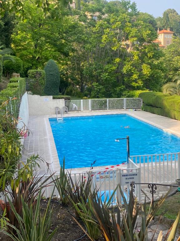 Clim Jardin et parking privé -piscine tennis et Park Vue mer - 4