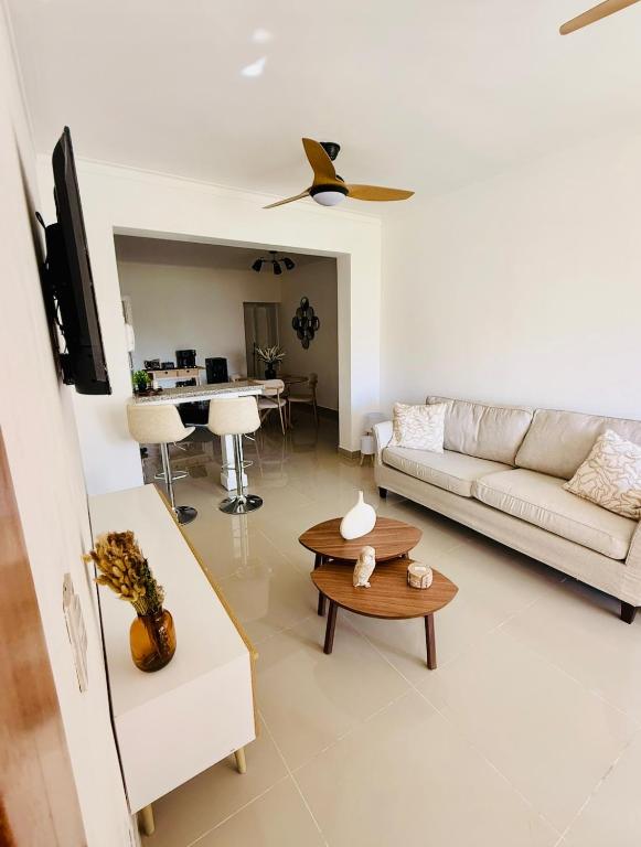 Beachy & Relaxed!, La Romana