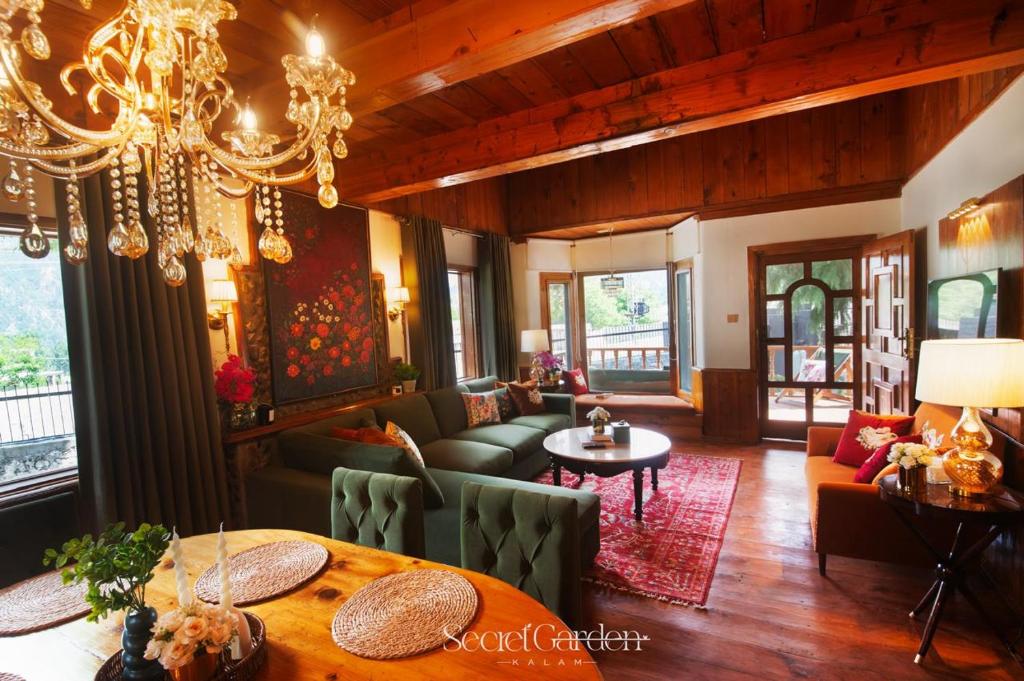 Secret Garden Kalam, Kalām