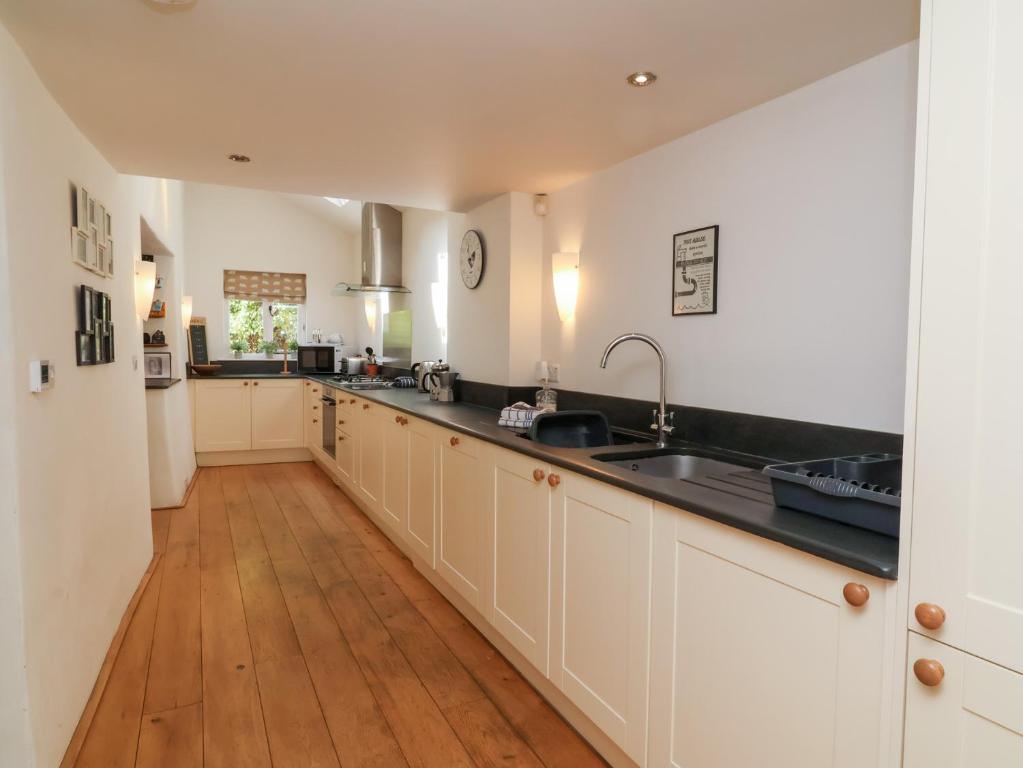 Old Maids Cottage photo 3