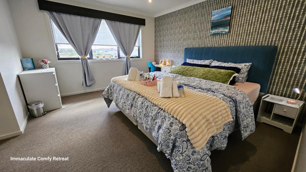 Immaculate Comfy Retreat with King Bed n WIR - Great Ocean Road Stopover, Wyndham Vale