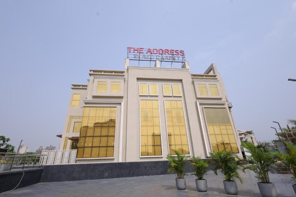 The Address by Red Carpet, Greater Noida
