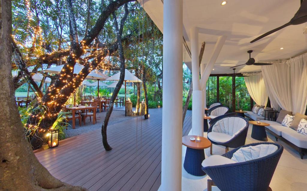 Bar/lounge