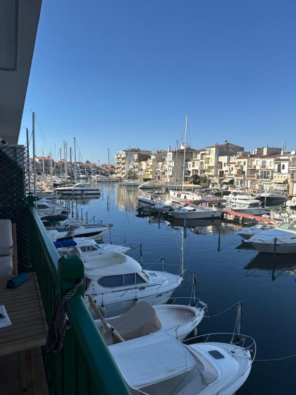 Empuria sur les canaux - 4