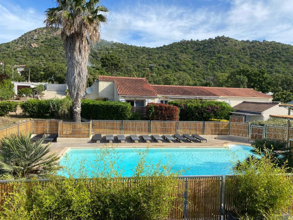 Marina di Fautea スイミングプール