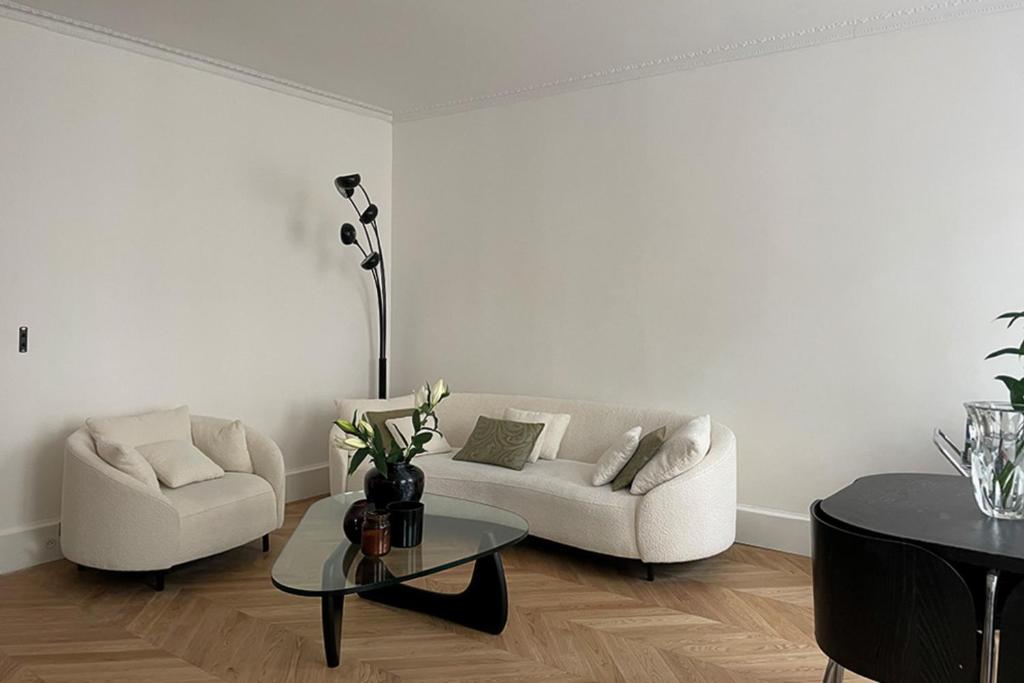 Spacious apartment with WiFi in the heart of Paris - 1