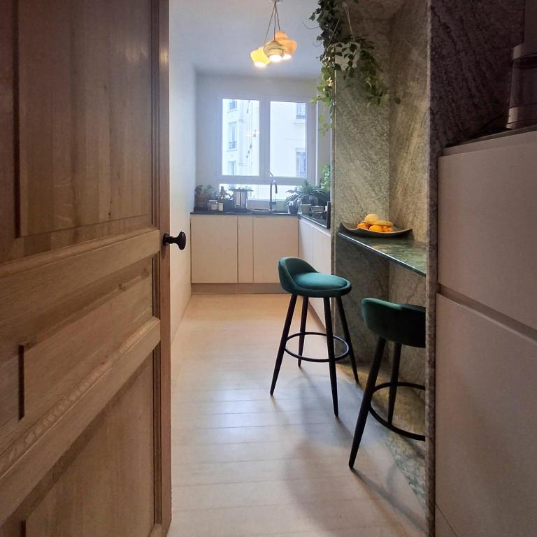 Spacious apartment with WiFi in the heart of Paris - 3