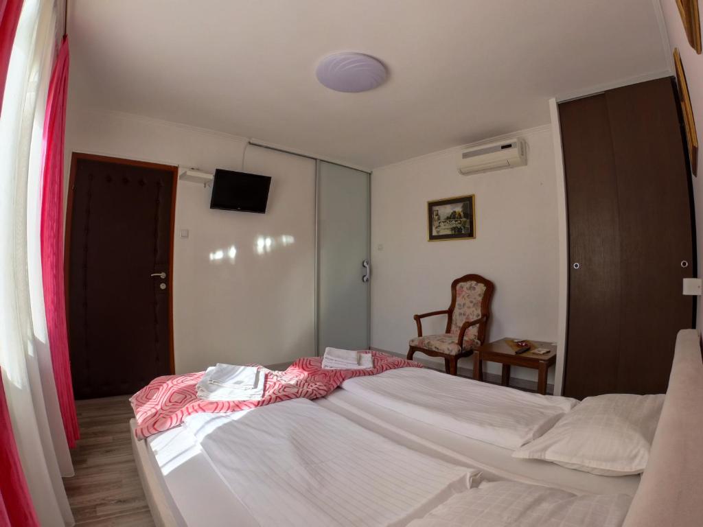 Guest House Ćiro - 4