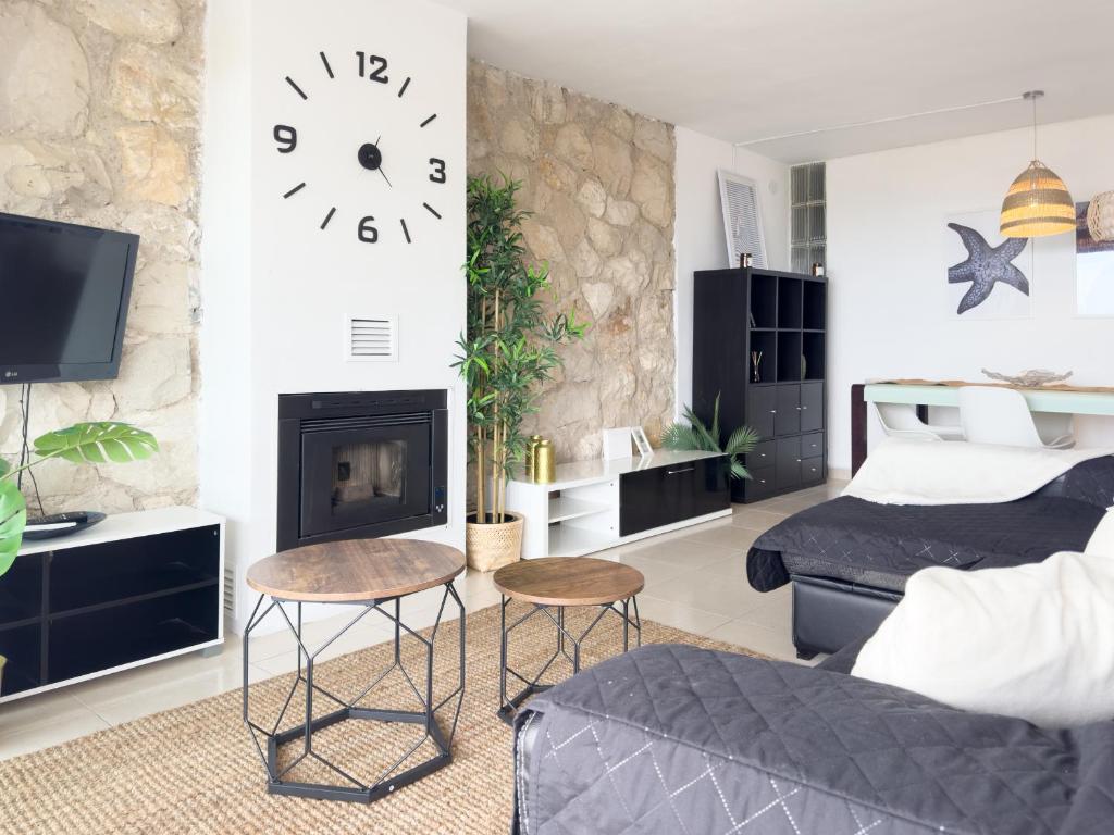 Hauzify I Apartament Cala Crancs - 2