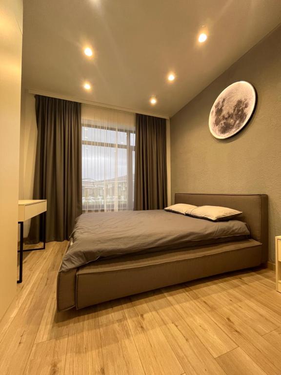 Yssyk-kul Palm, Chok-Tal