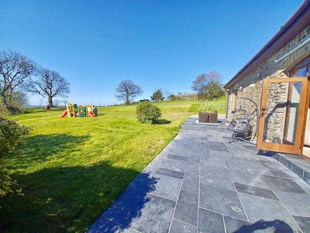 Potters Barn, Wiston