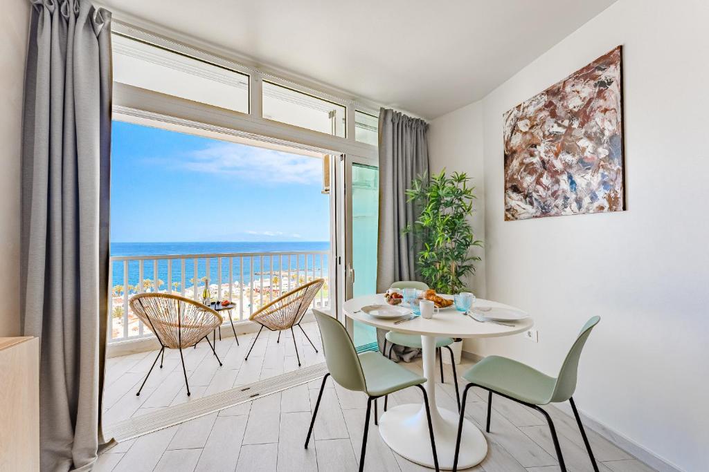 8'th floor ocean view apartment in Las Americas - 3