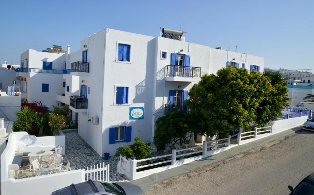 Veletas Rooms — Hotel in Milos Island