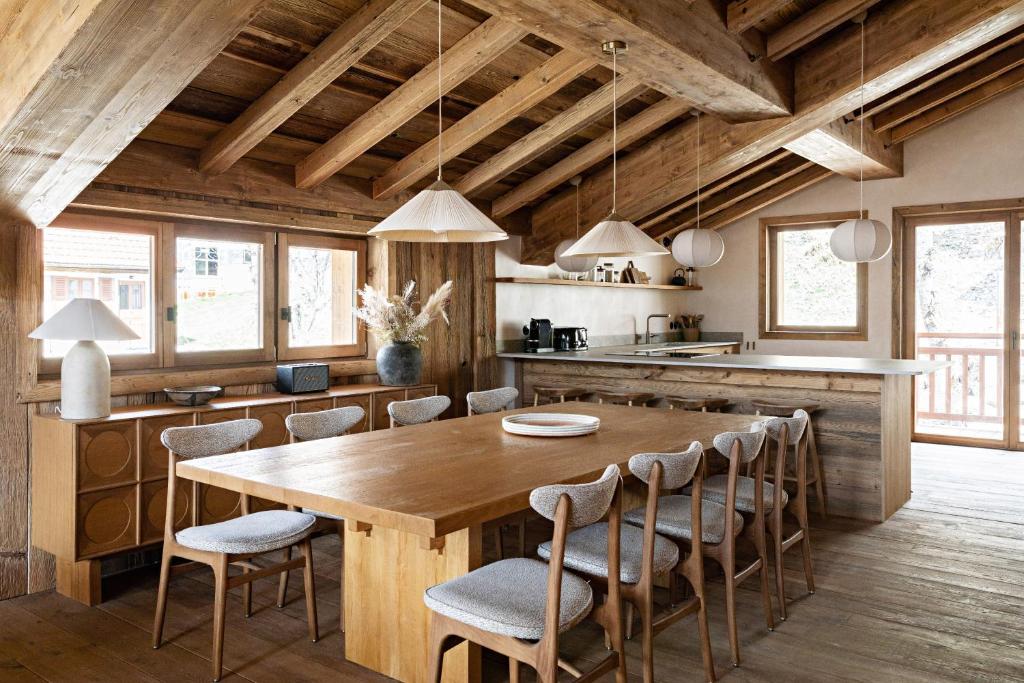 Les Chalets de la Source 1 - Luxe - Skis aux pieds - 10 personnes - 4