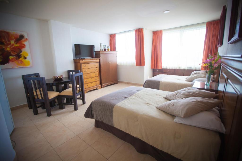 Banderas Suites photo