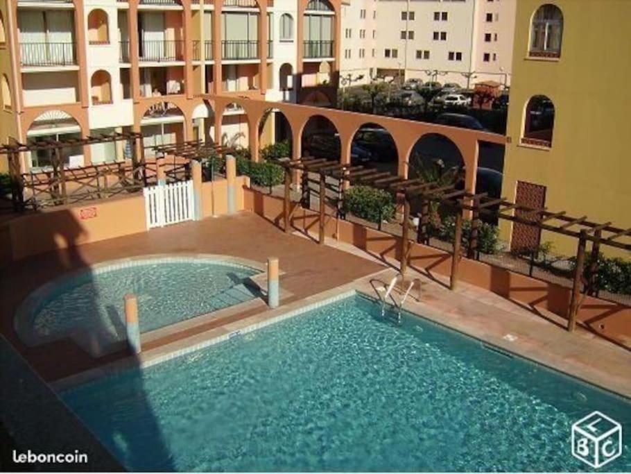 Appartement pour 5 avec piscine - 2