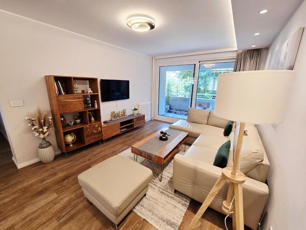 Arena West Gem - 4
