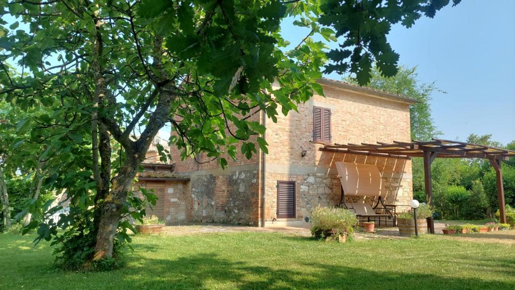 CHIANTI - Lovely Cottage with Parking & Garden!, Castelnuovo Berardenga