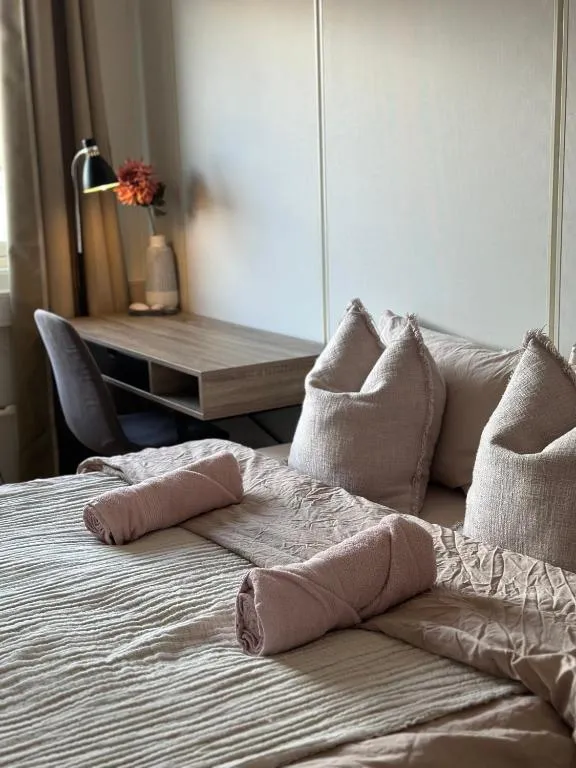 Tjeldøya Slott, hotel in Hov