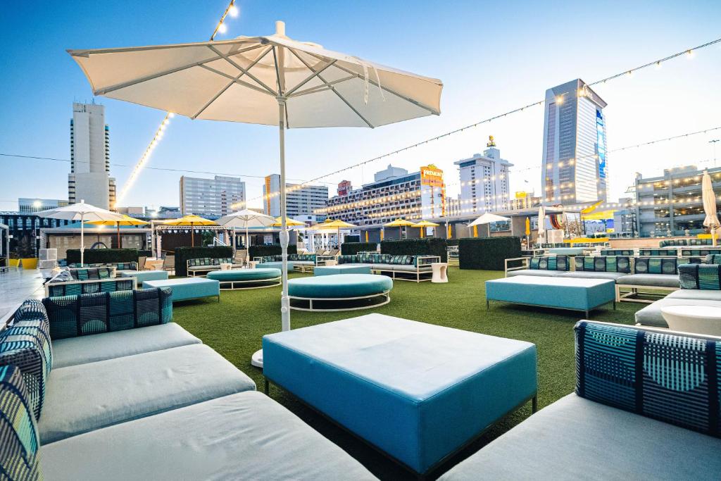 Swimming pool, Downtown Grand Hotel & Casino in Las Vegas (NV)