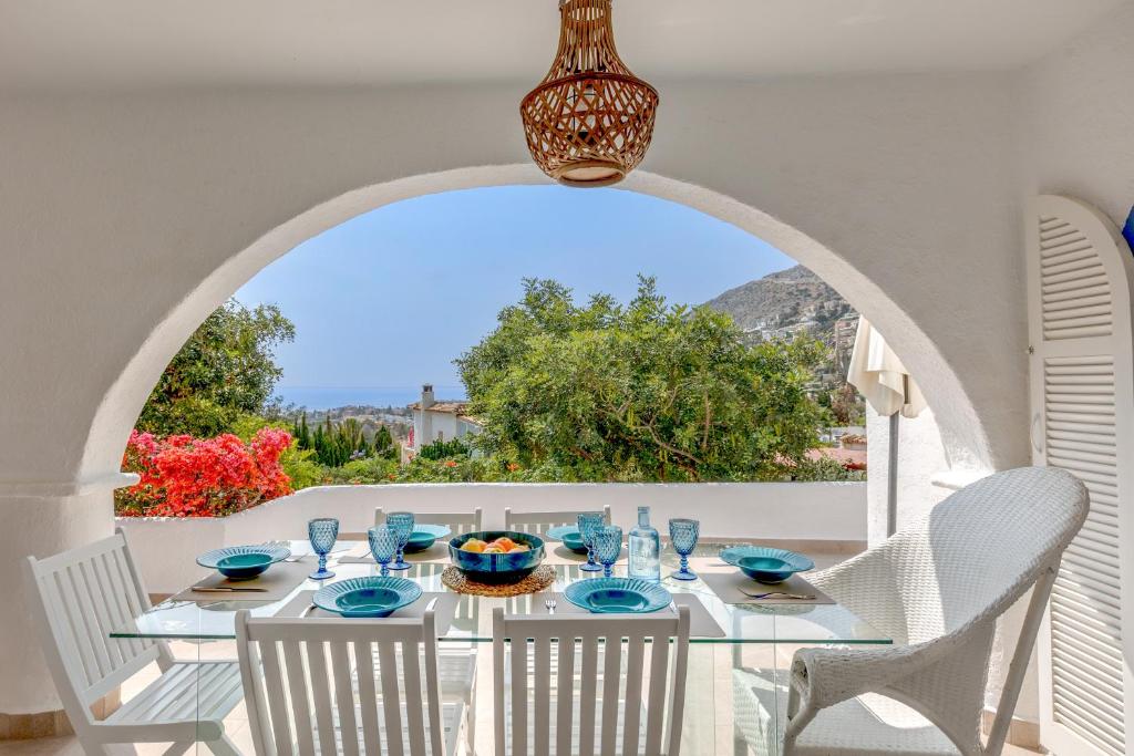 Hibiscus by Sun & Sea Homes, Calpe