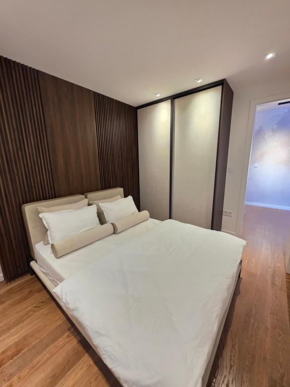 Moments IV Banja Luka - 2