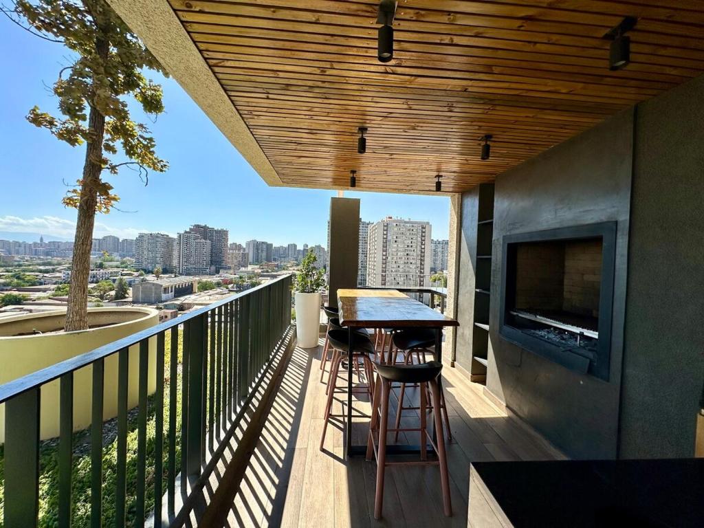 Modern and Warm, Well located - 5