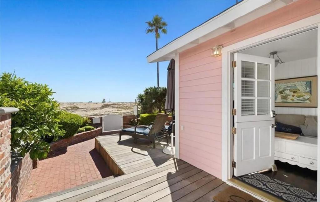 1Br Oceanfront Cottage W Large Patio, Built-In Bbq & Views By Beachview Rentals, Newport Beach