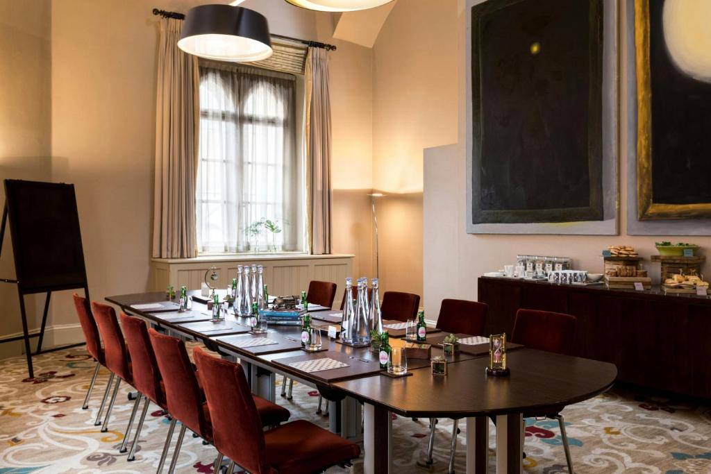 Meeting room / ballrooms