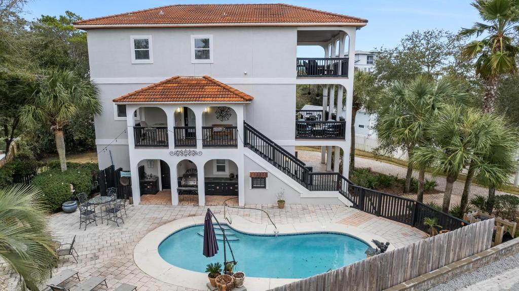 When Pigs Fly, Santa Rosa Beach