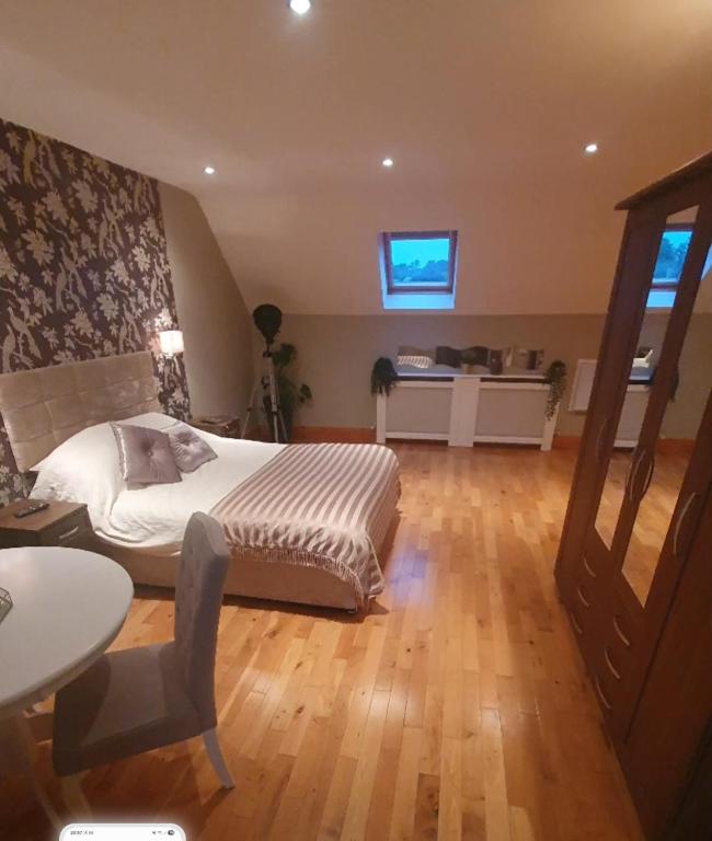 An Ait Chiuin, Feevaghmore