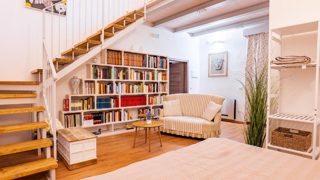 Book and Bed - 3