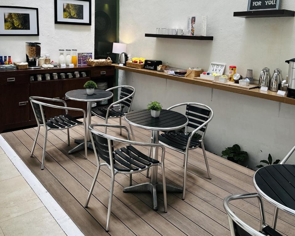 ロンバルド スイーツ - Dining image