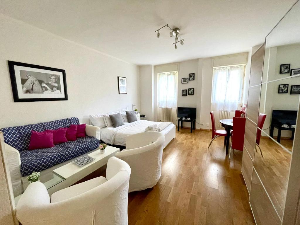 7 min walking from Lausanne gare, Lausanne