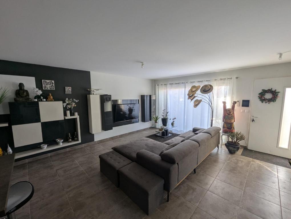 La Maison du Soleil & du Calme Centre-ville à Pied Parking Privé à Nîmes ! - 3