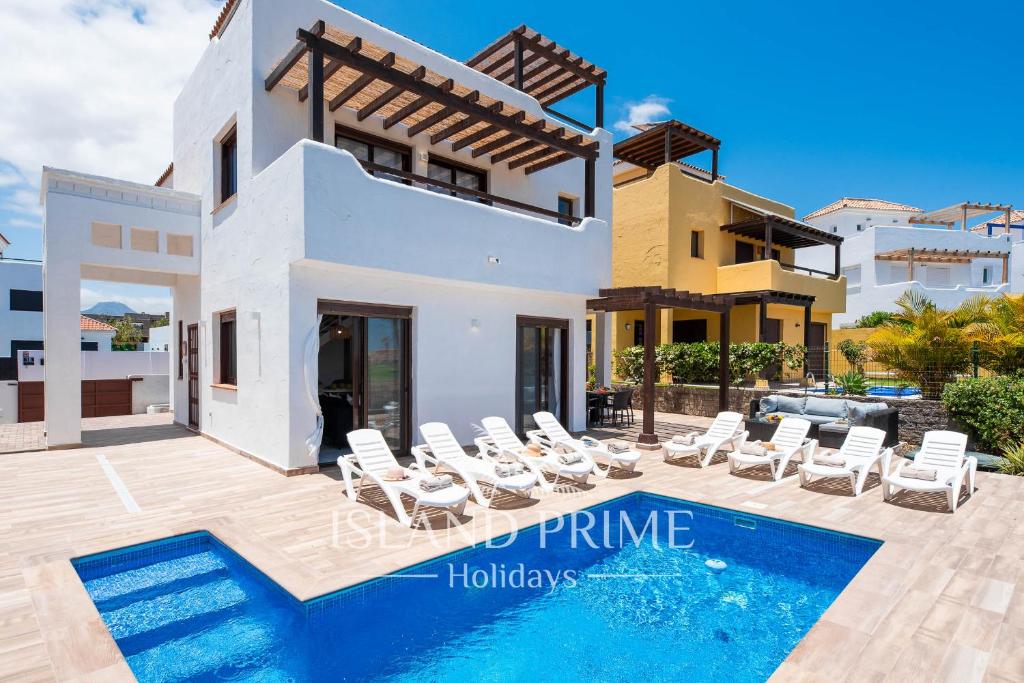 Heated Pool Villa in the Heart of Amarilla Golf GV8 - 1