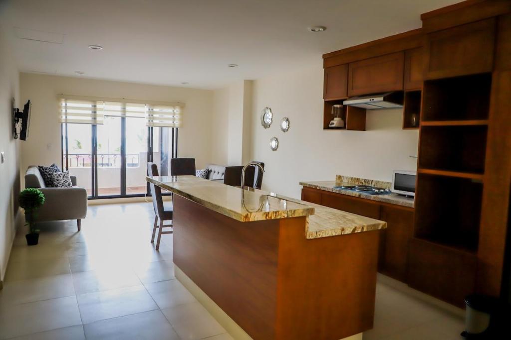 Espectacular condo en Blue Marlin Zona Dorada Beach - 3